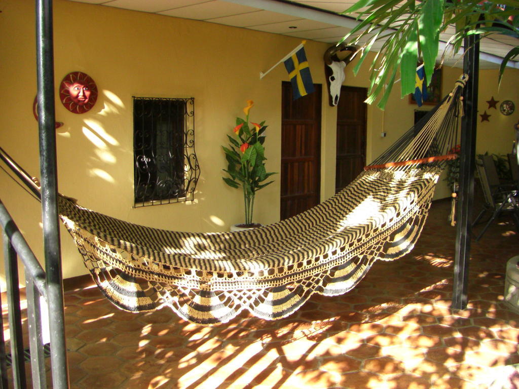 Charly'S Guest House Granada Exterior photo