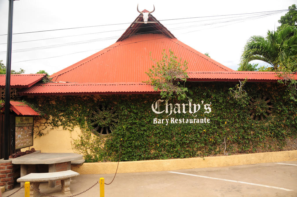 Charly'S Guest House Granada Exterior photo